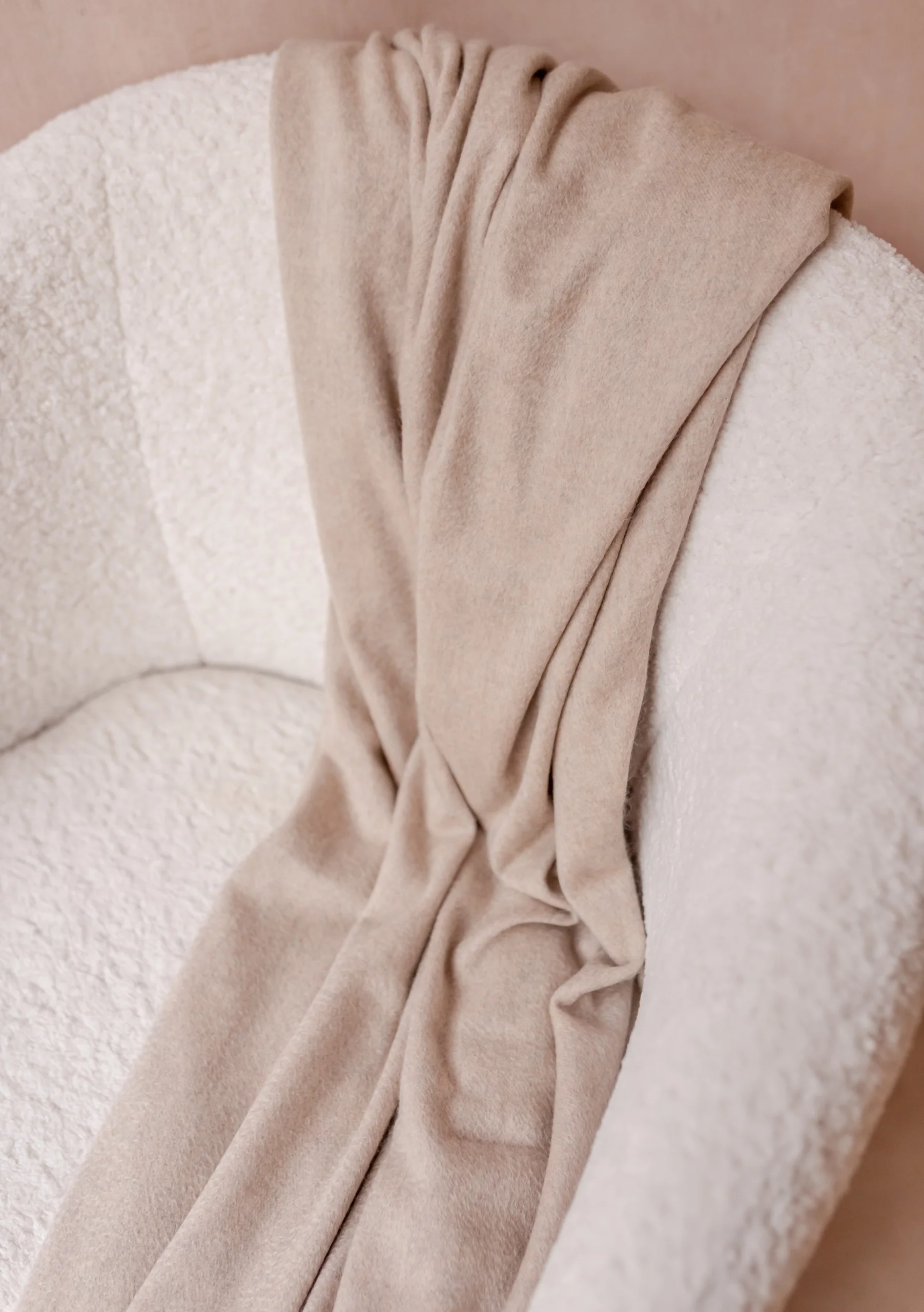 Cashmere Blanket in Oatmeal Melange - Image 2