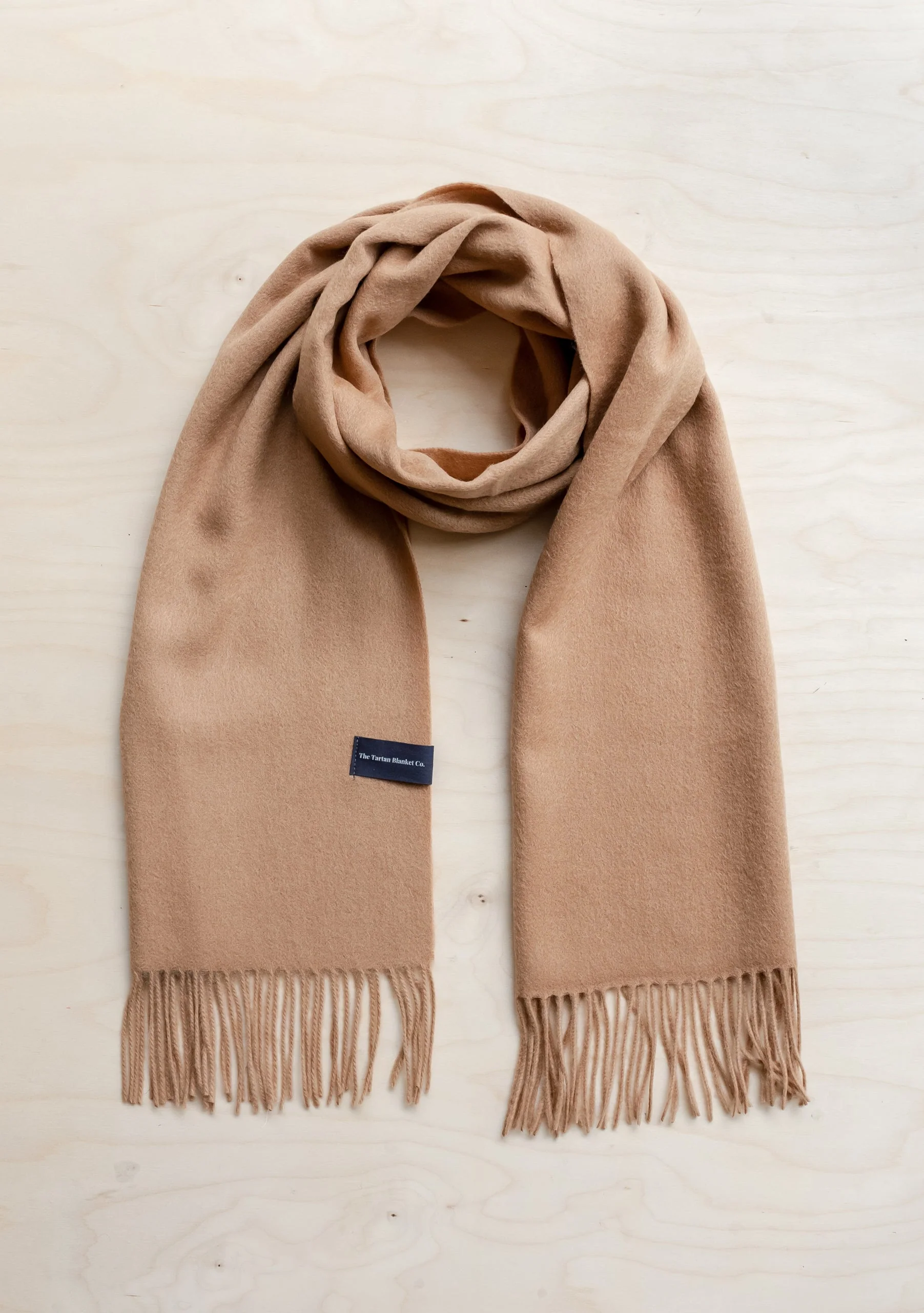 Men's Cashmere Scarf in Camel - Image 2