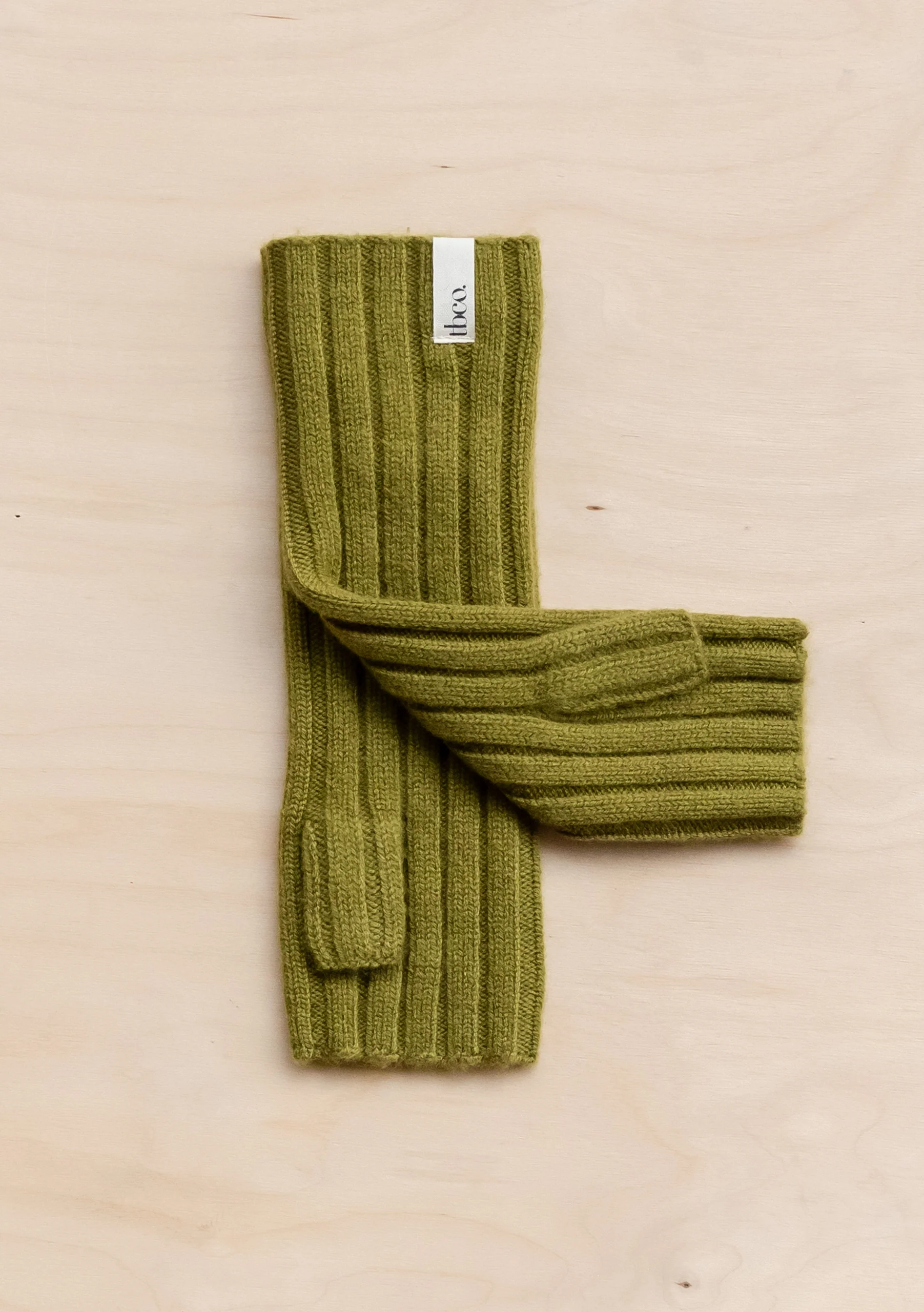 Cashmere & Merino Wrist Warmers in Olive - Image 3