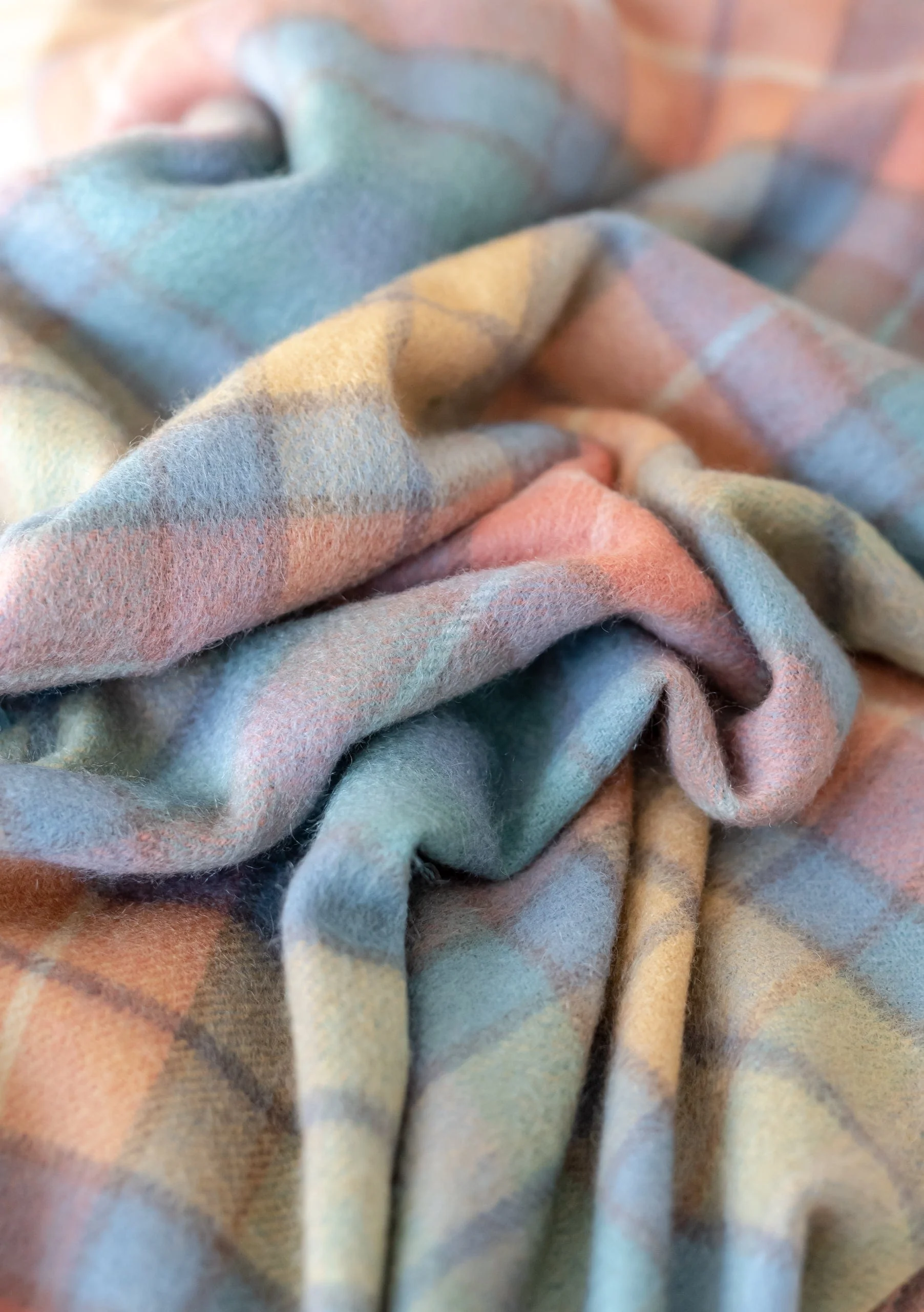 Cashmere Scarf in Buchanan Antique Tartan - Image 3