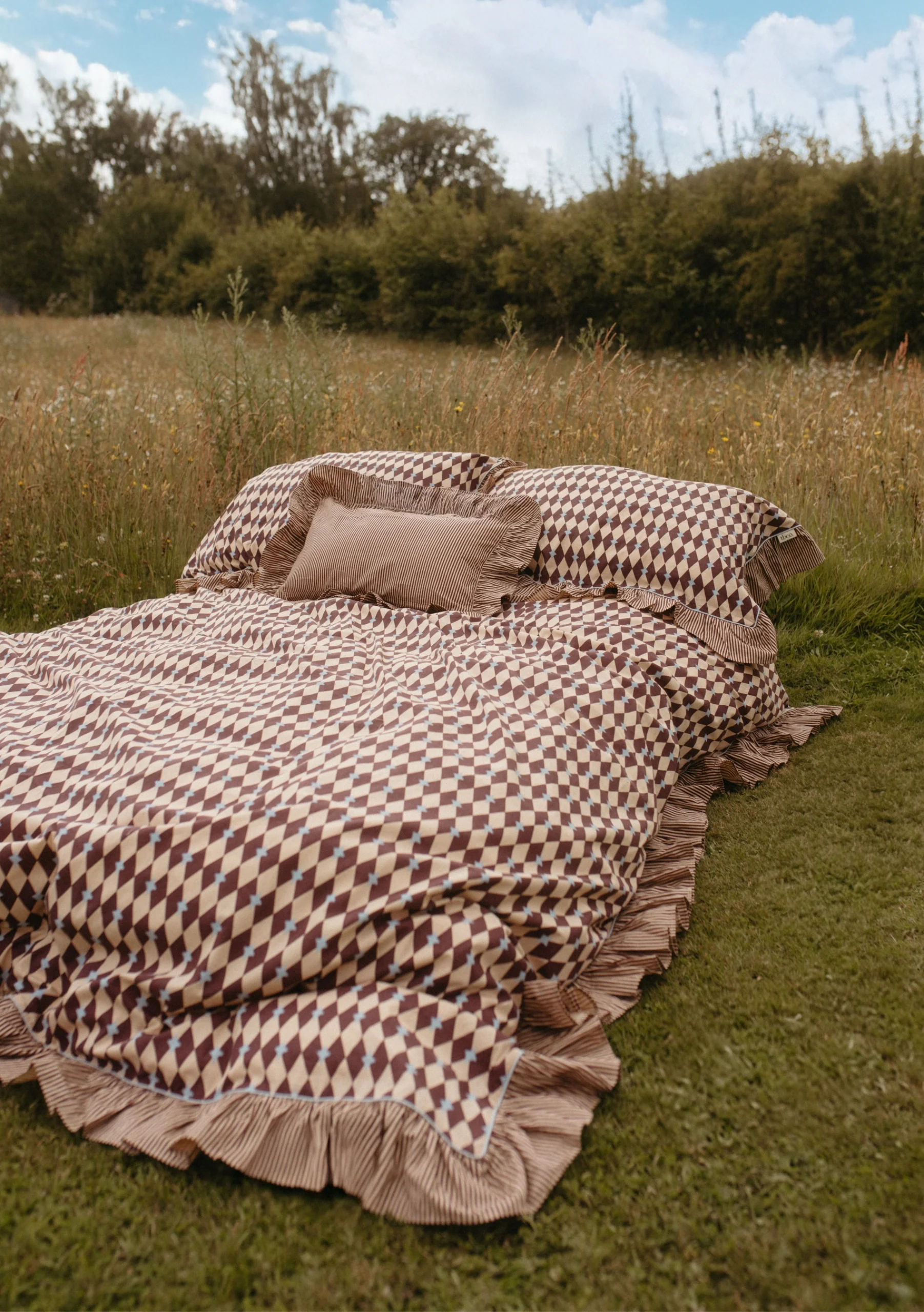 100% Cotton Bedding in Camel Harlequin - Image 4