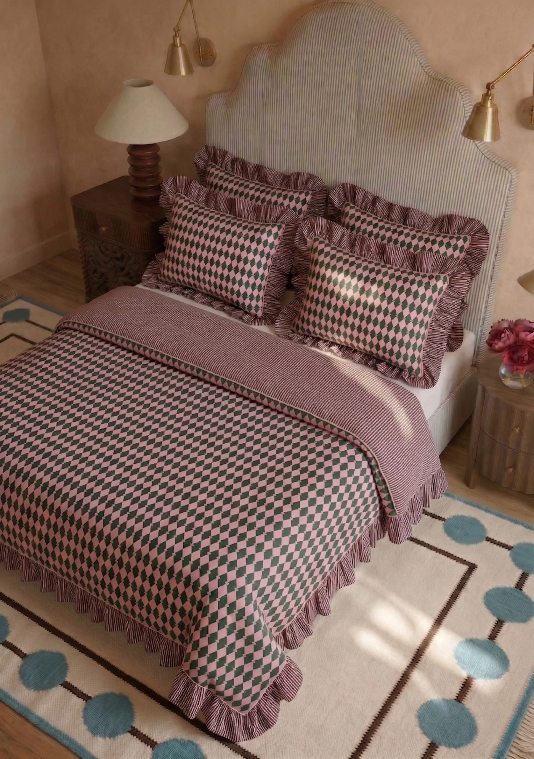 100% Cotton Bedding in Pink Harlequin - Image 3