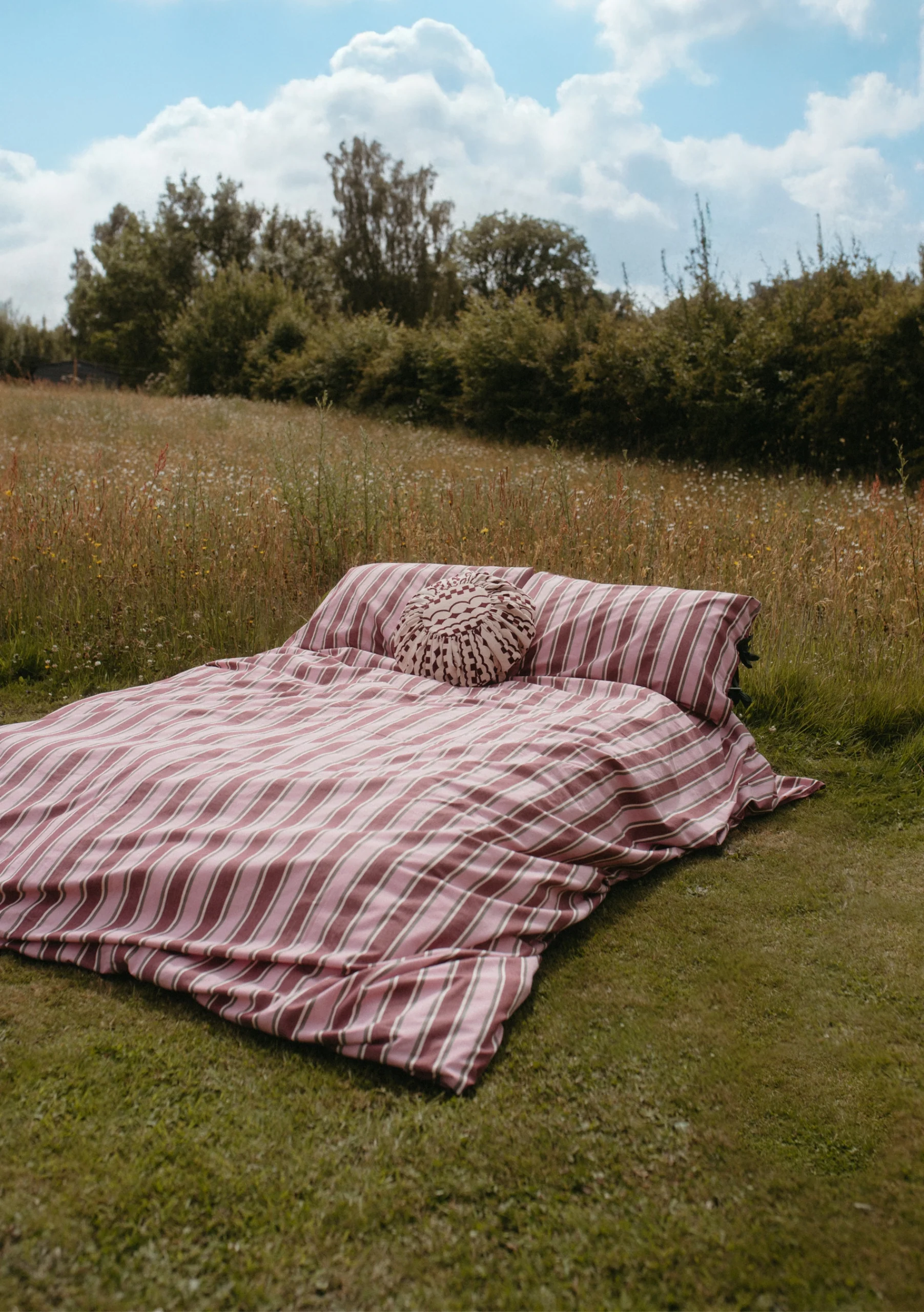 100% Cotton Bedding in Pink Stripe - Image 5