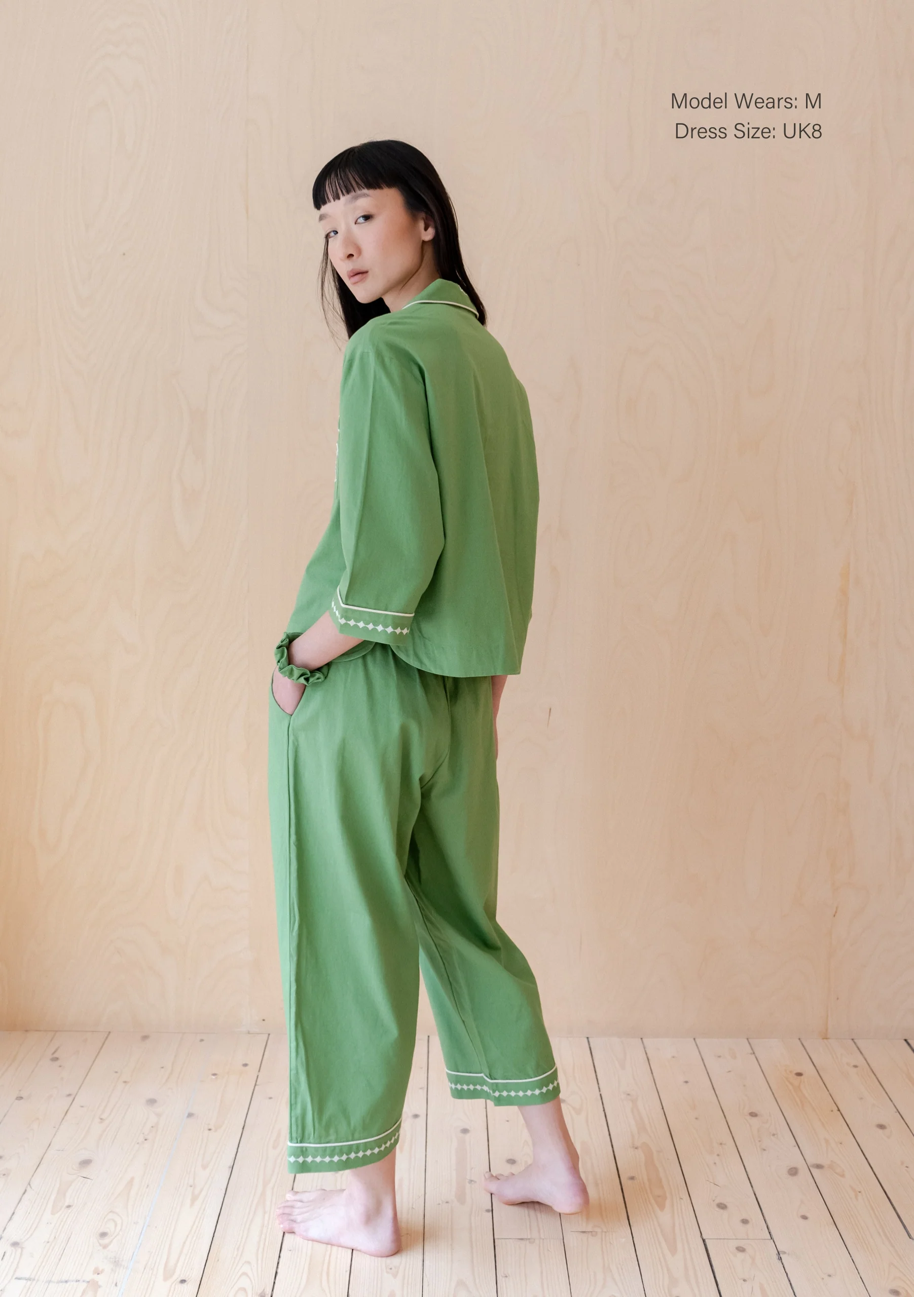 Cotton & Linen Pyjamas in Green - Image 5