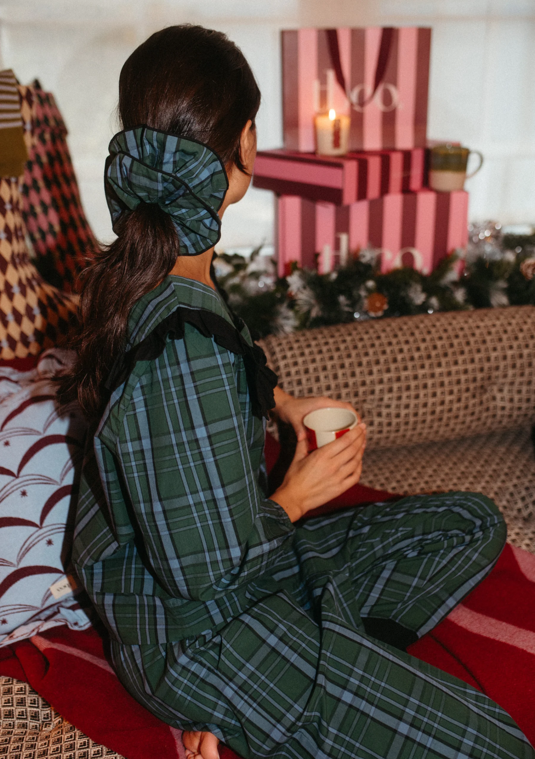 Cropped Cotton Pyjamas in Green Tartan - Image 6