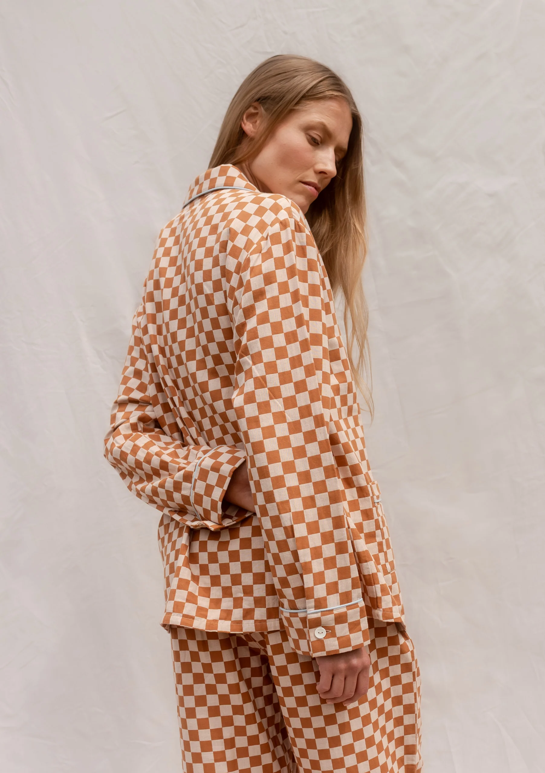 Cotton Pyjamas in Honey Checkerboard - Image 4