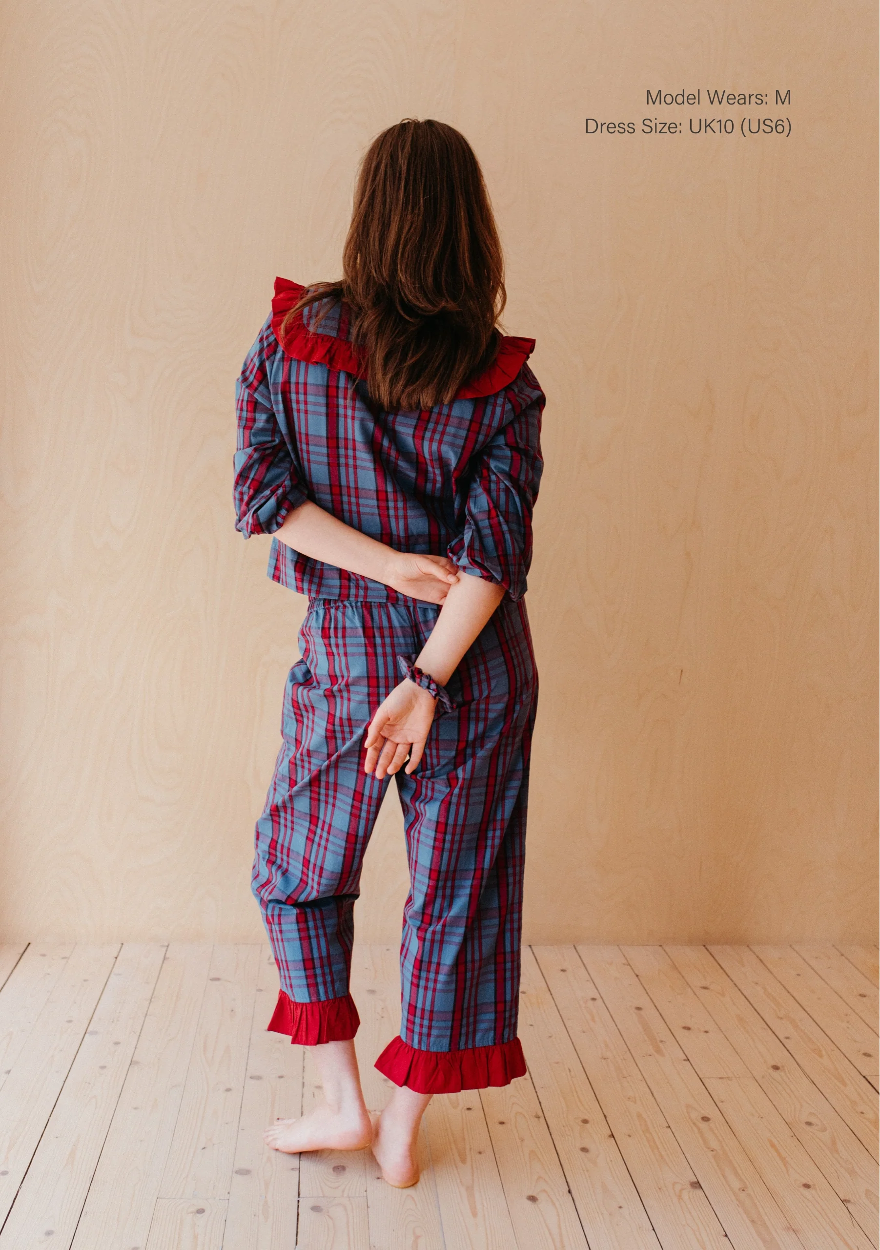 Cropped Cotton Pyjamas in Navy Tartan - Image 3