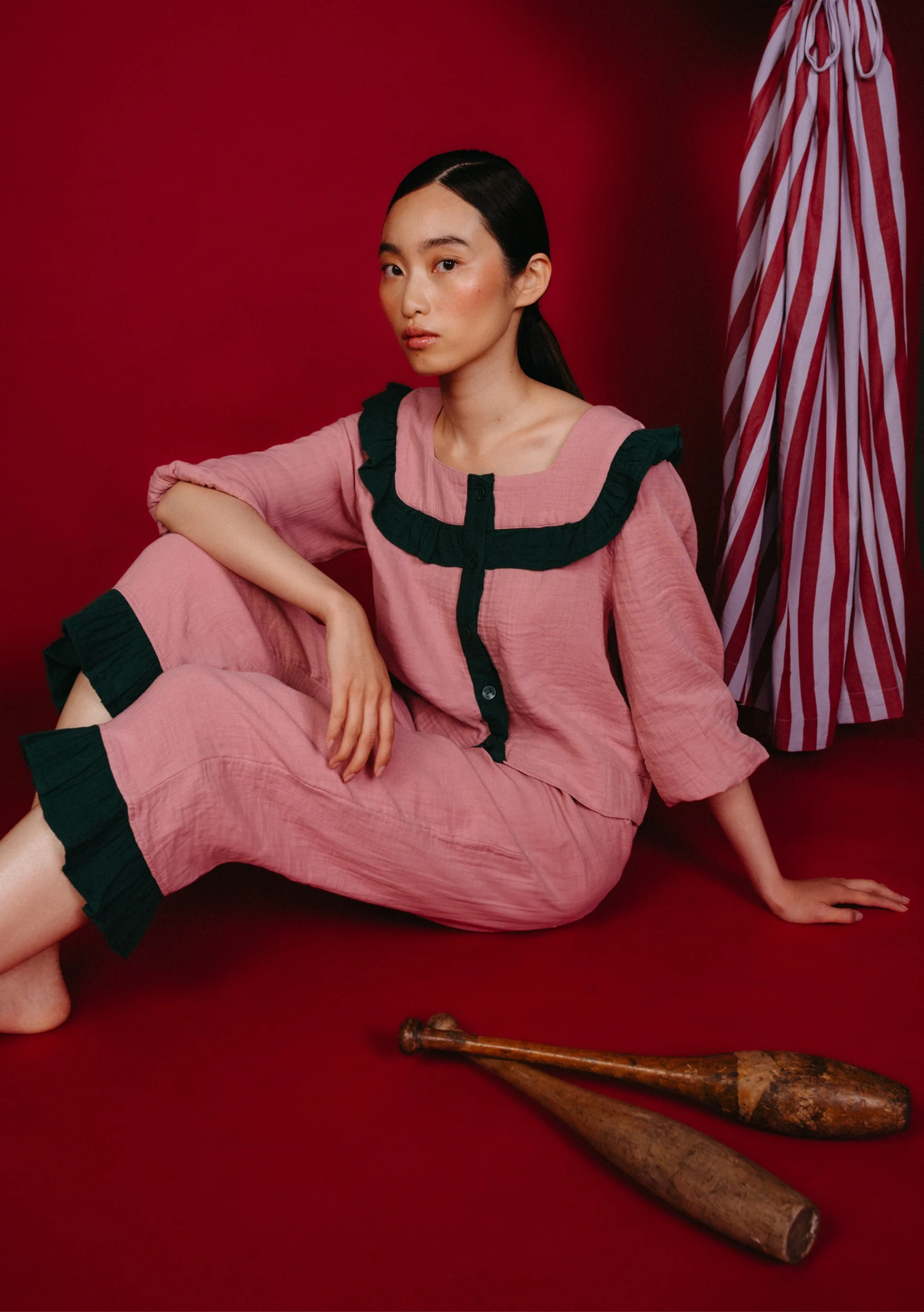Cropped Cotton Pyjamas in Pink Ruffle - Image 2
