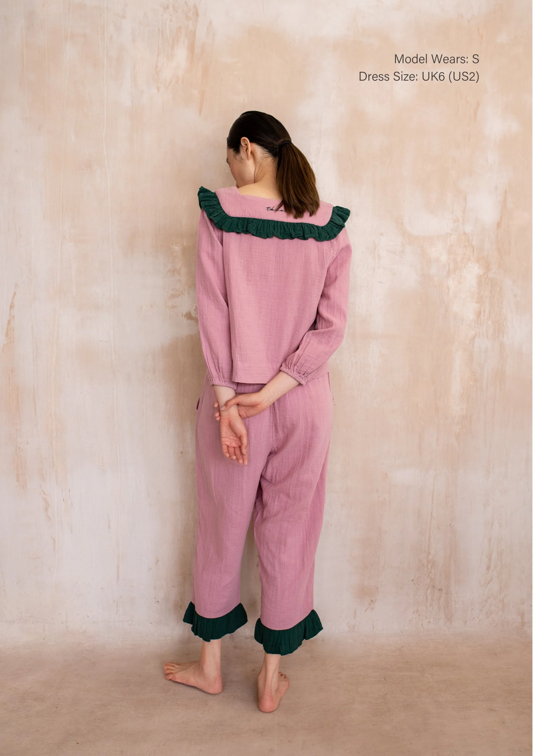Cropped Cotton Pyjamas in Pink Ruffle - Image 3