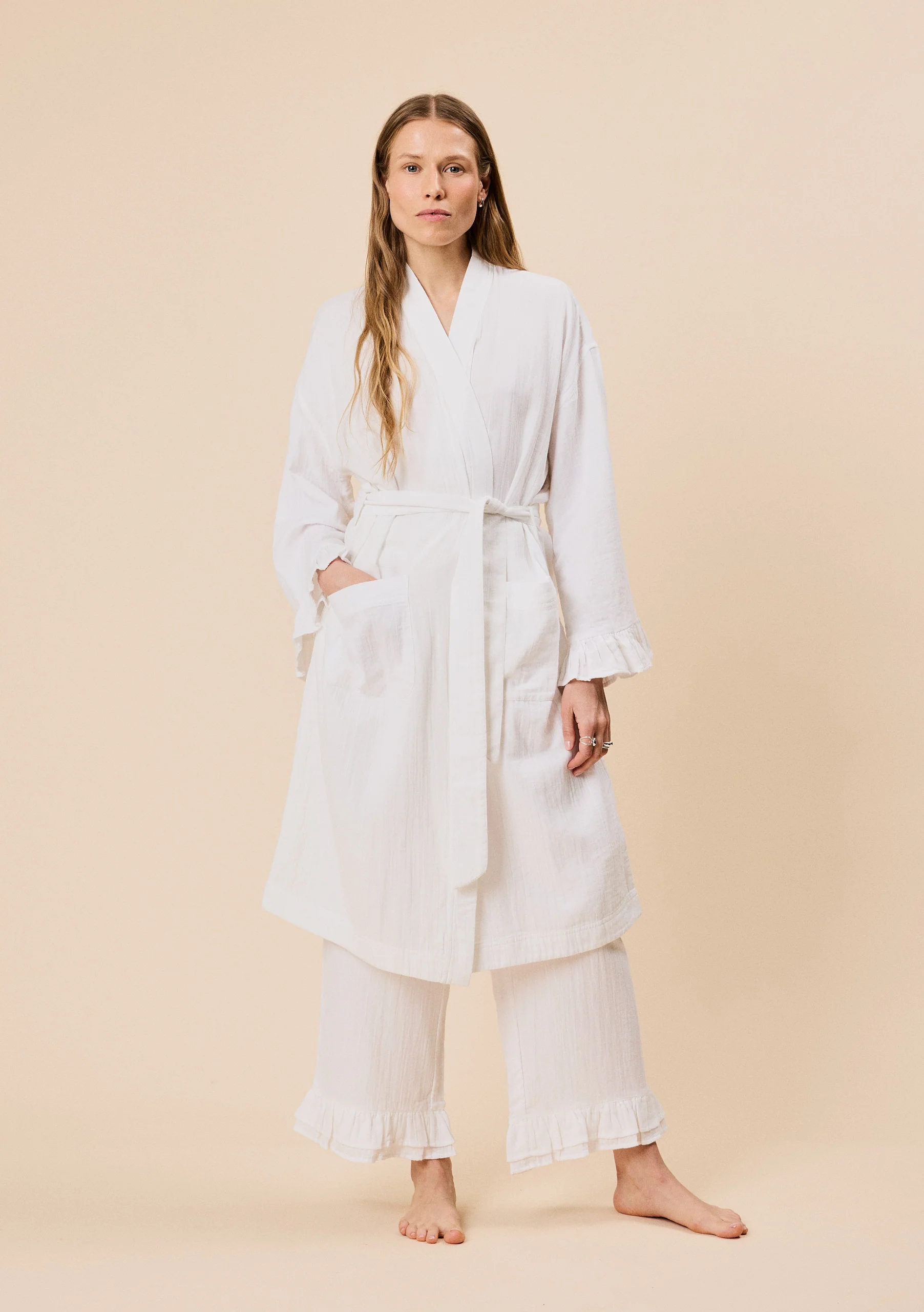 Cotton Robe in White Ruffle
