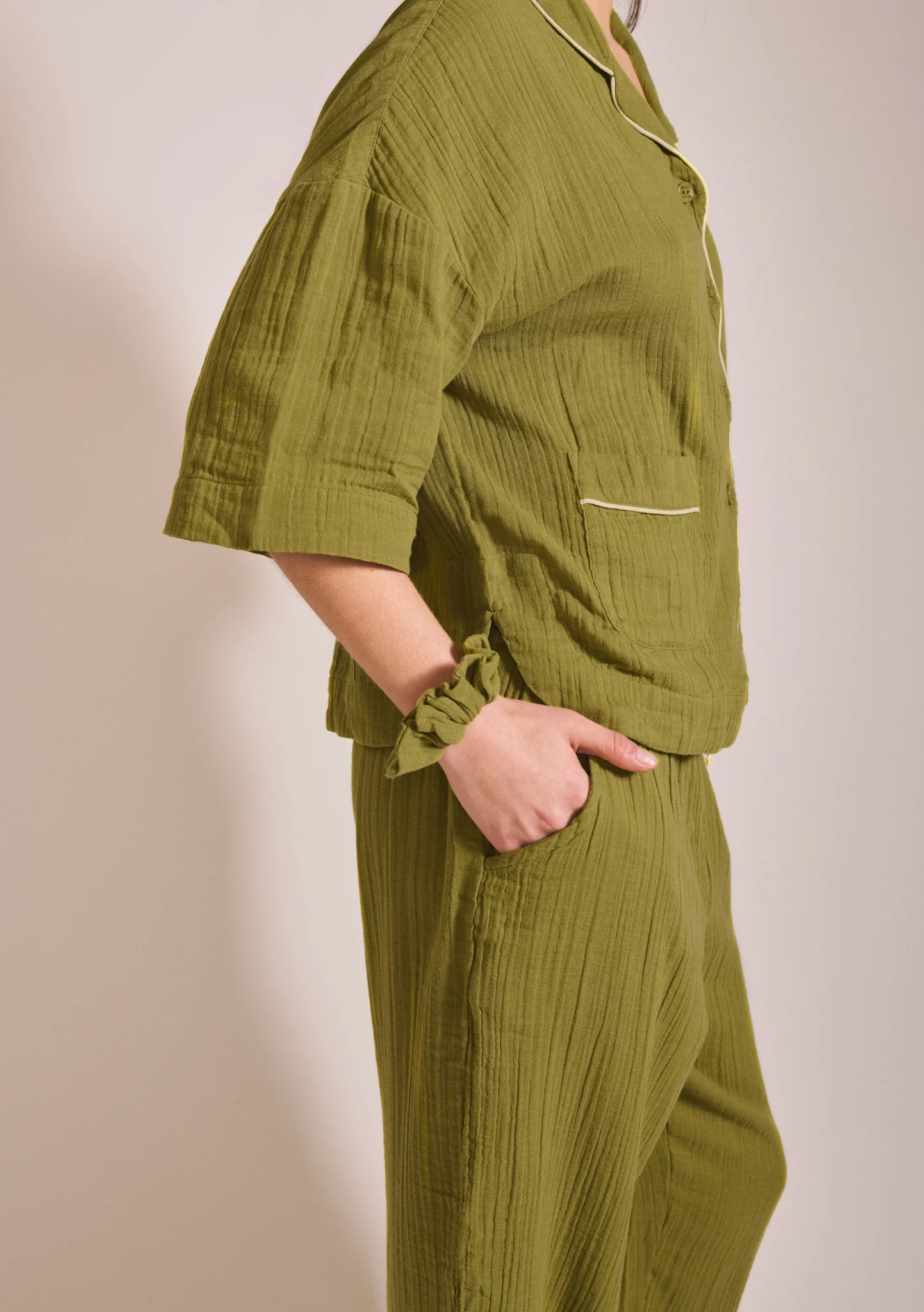 Cropped Cotton Pyjamas in Green - Image 5