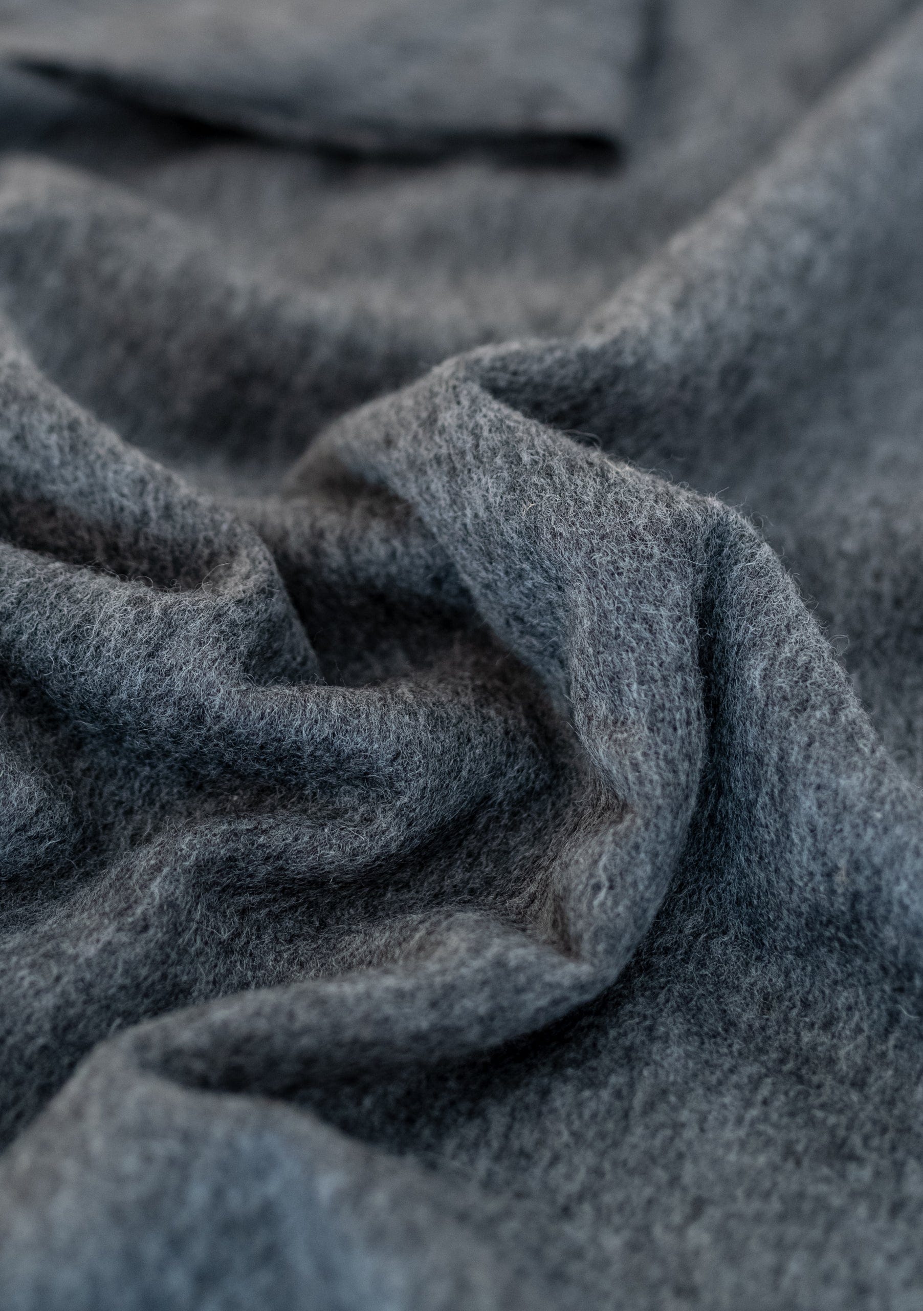 Lambswool Blanket Scarf in Charcoal Melange - Image 4