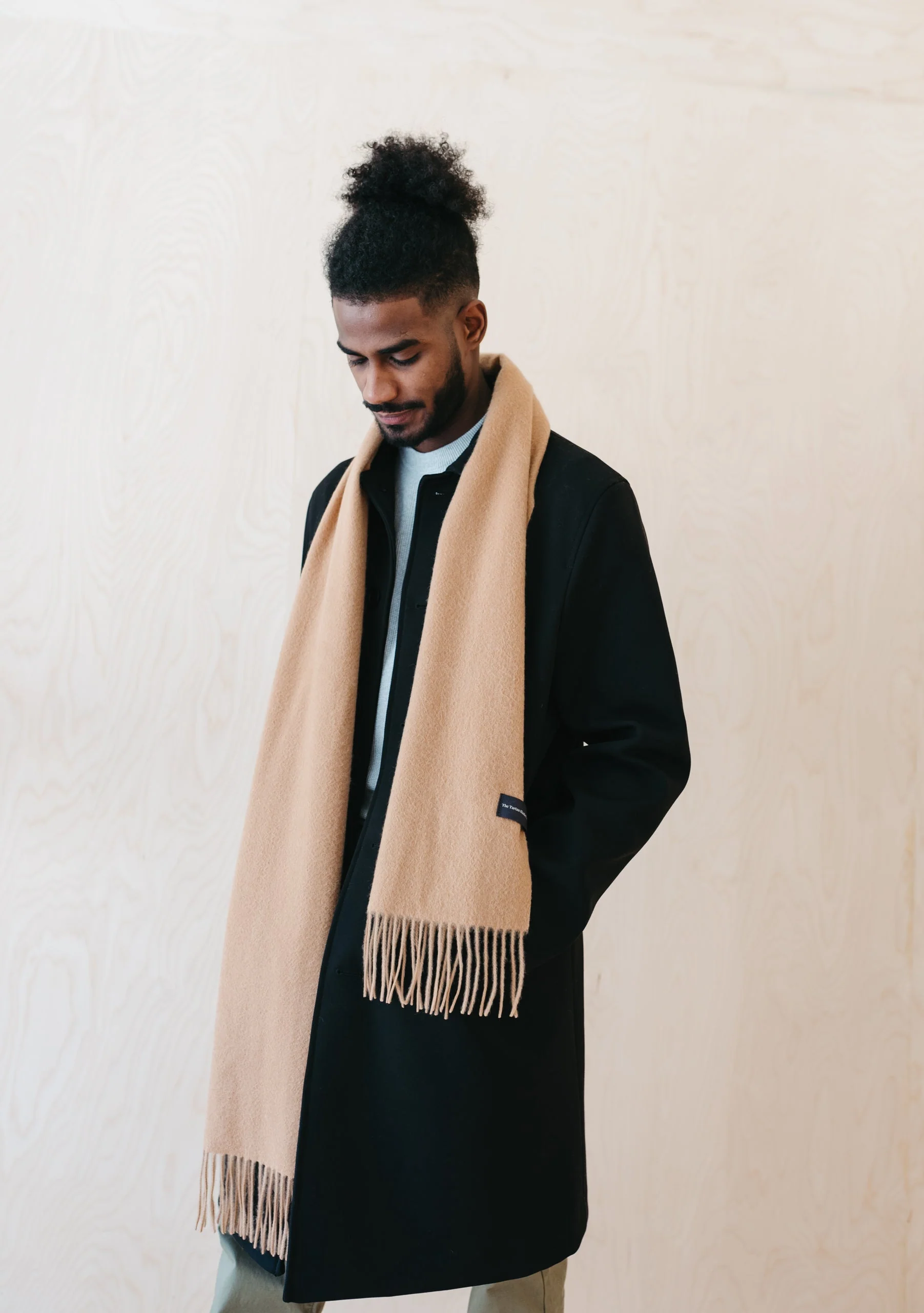 Men's Lambswool Scarf in Camel - Image 3