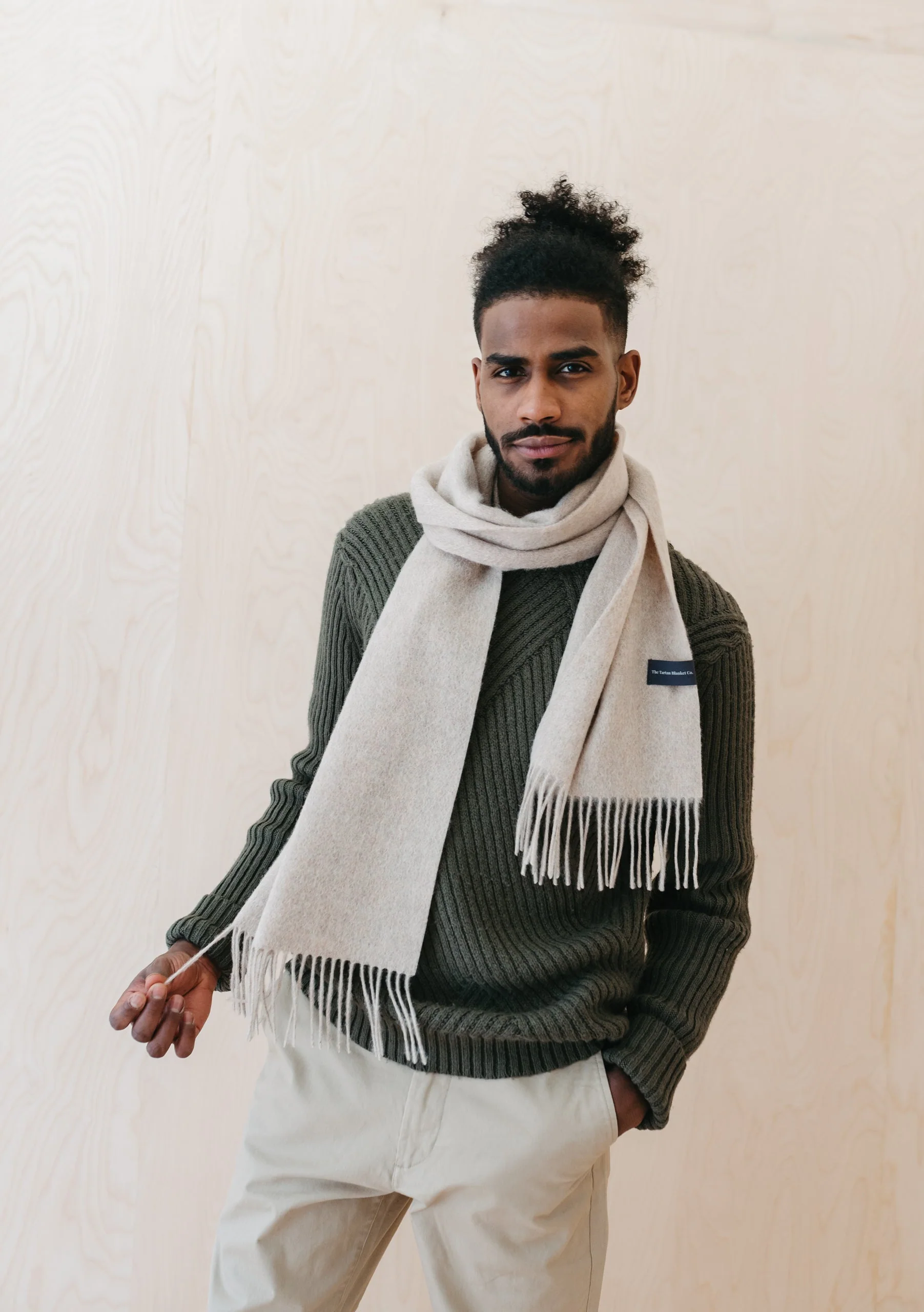 Men's Lambswool Scarf in Oatmeal Melange - Image 3
