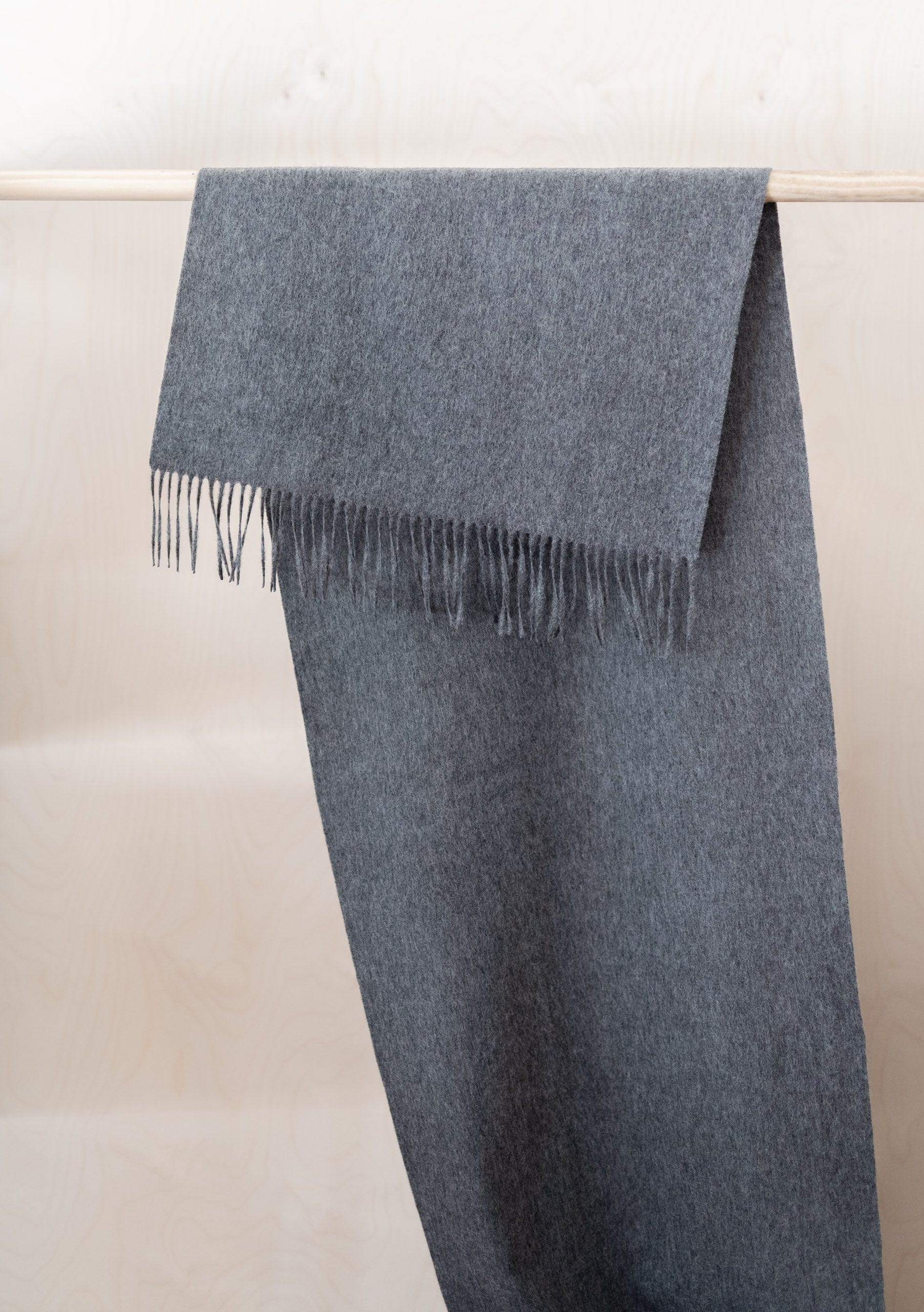 Lambswool Oversized Scarf in Charcoal Melange - Image 3