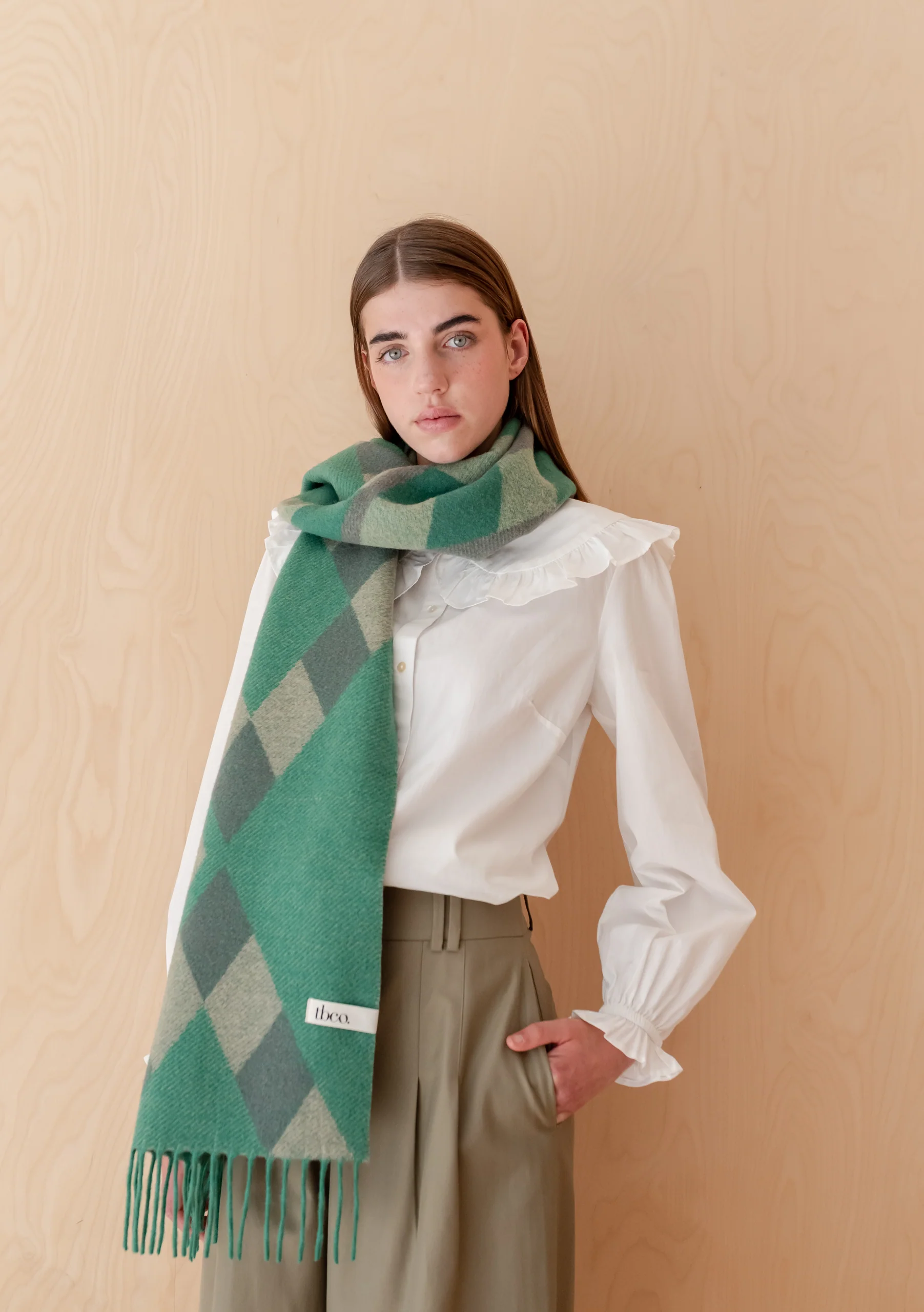 Lambswool Oversized Scarf in Green Diamond Jacquard