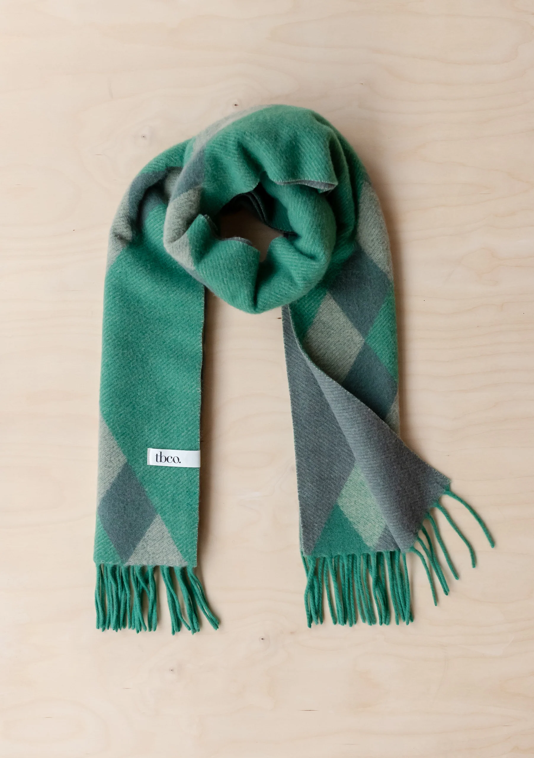 Lambswool Oversized Scarf in Green Diamond Jacquard - Image 4