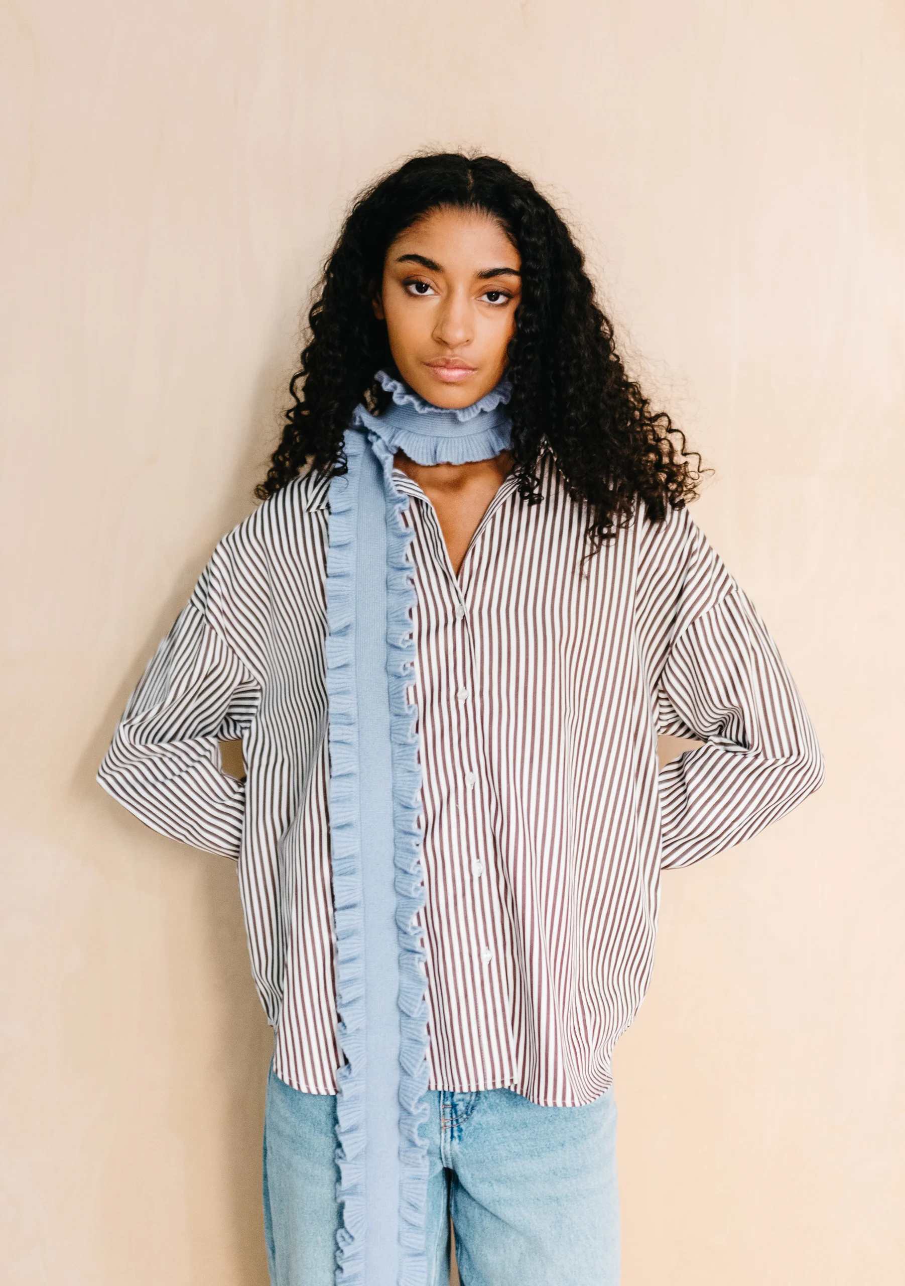 Merino Wool Skinny Scarf in Blue Ruffle