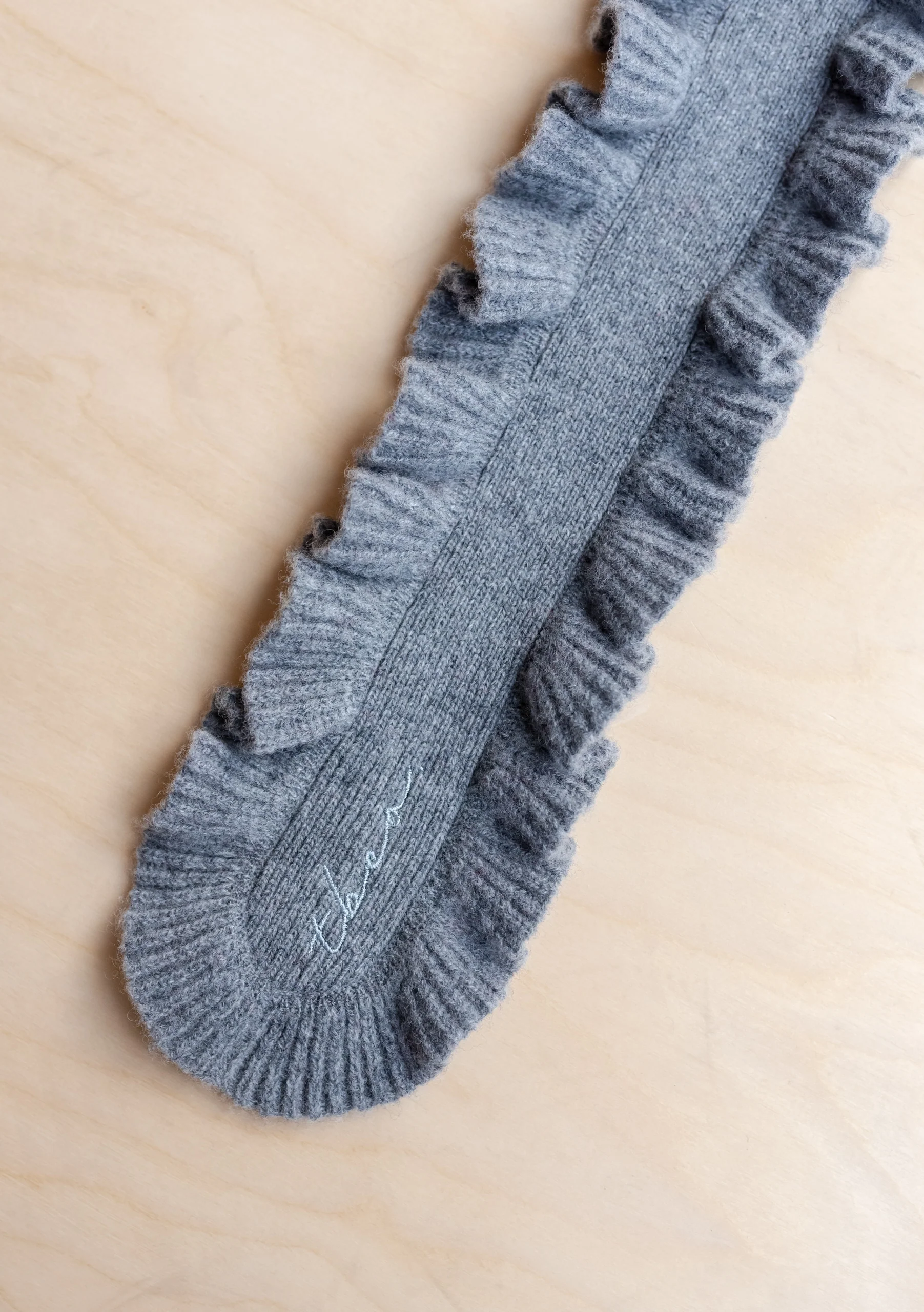 Merino Wool Skinny Scarf in Grey Ruffle - Image 5