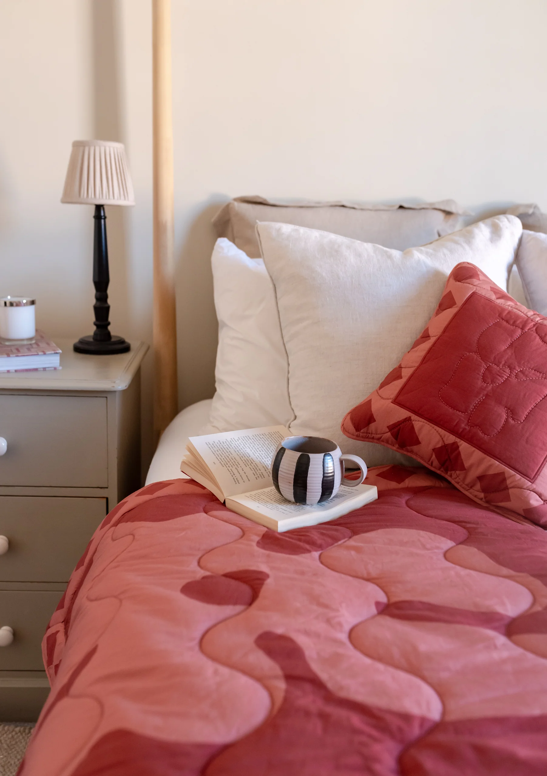 Quilted Cotton Throw in Flora - Image 2
