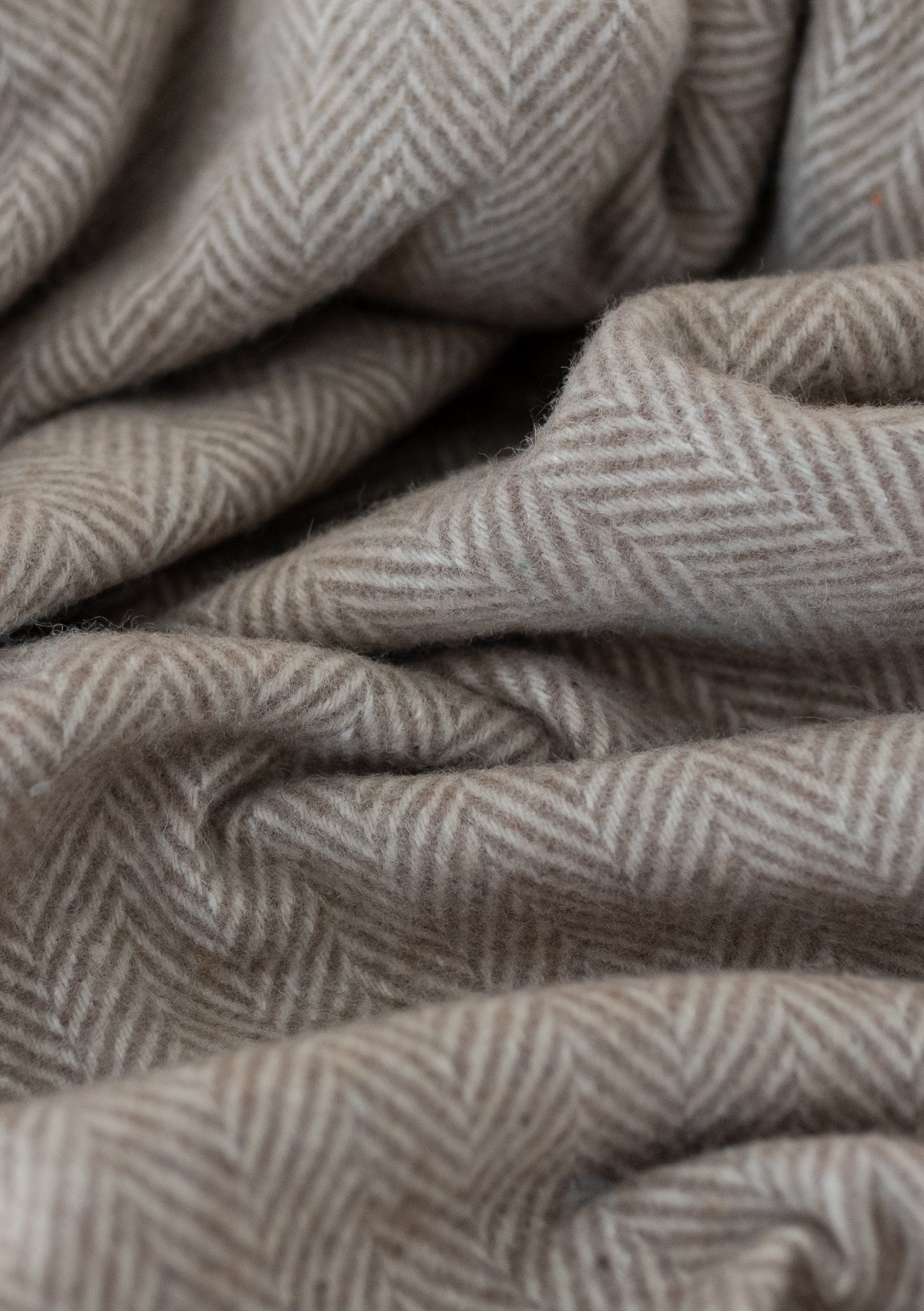 Recycled Wool Blanket in Natural Herringbone - Image 3