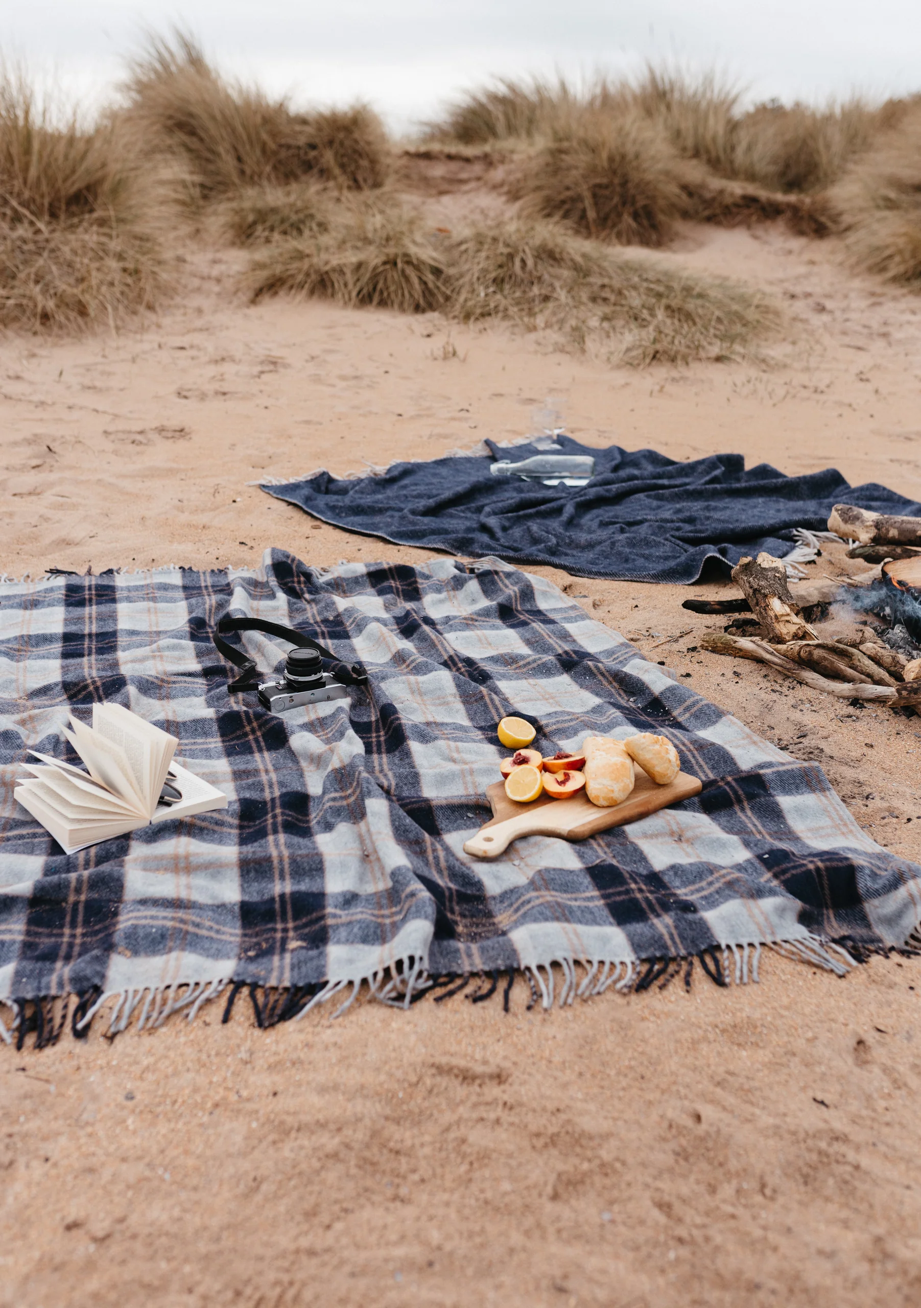 Recycled Wool Picnic Blanket in Bannockbane Silver Tartan - Image 3