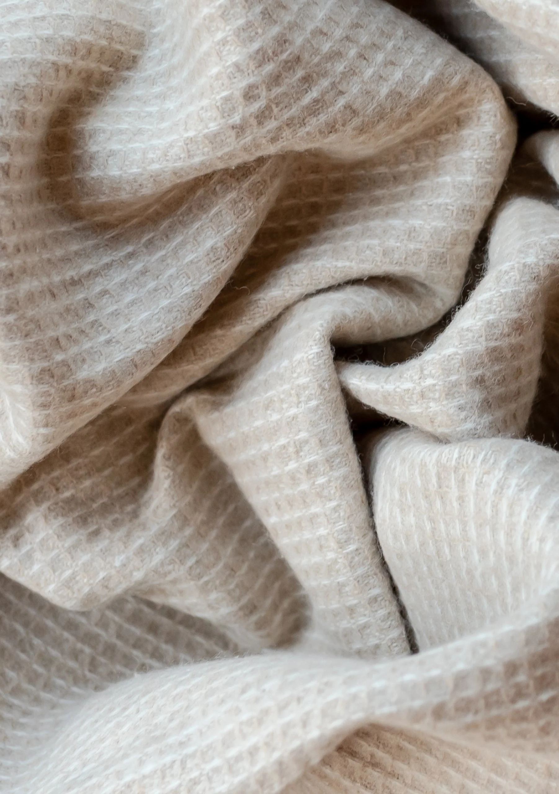 Recycled Wool Waffle Blanket in Camel - Image 4