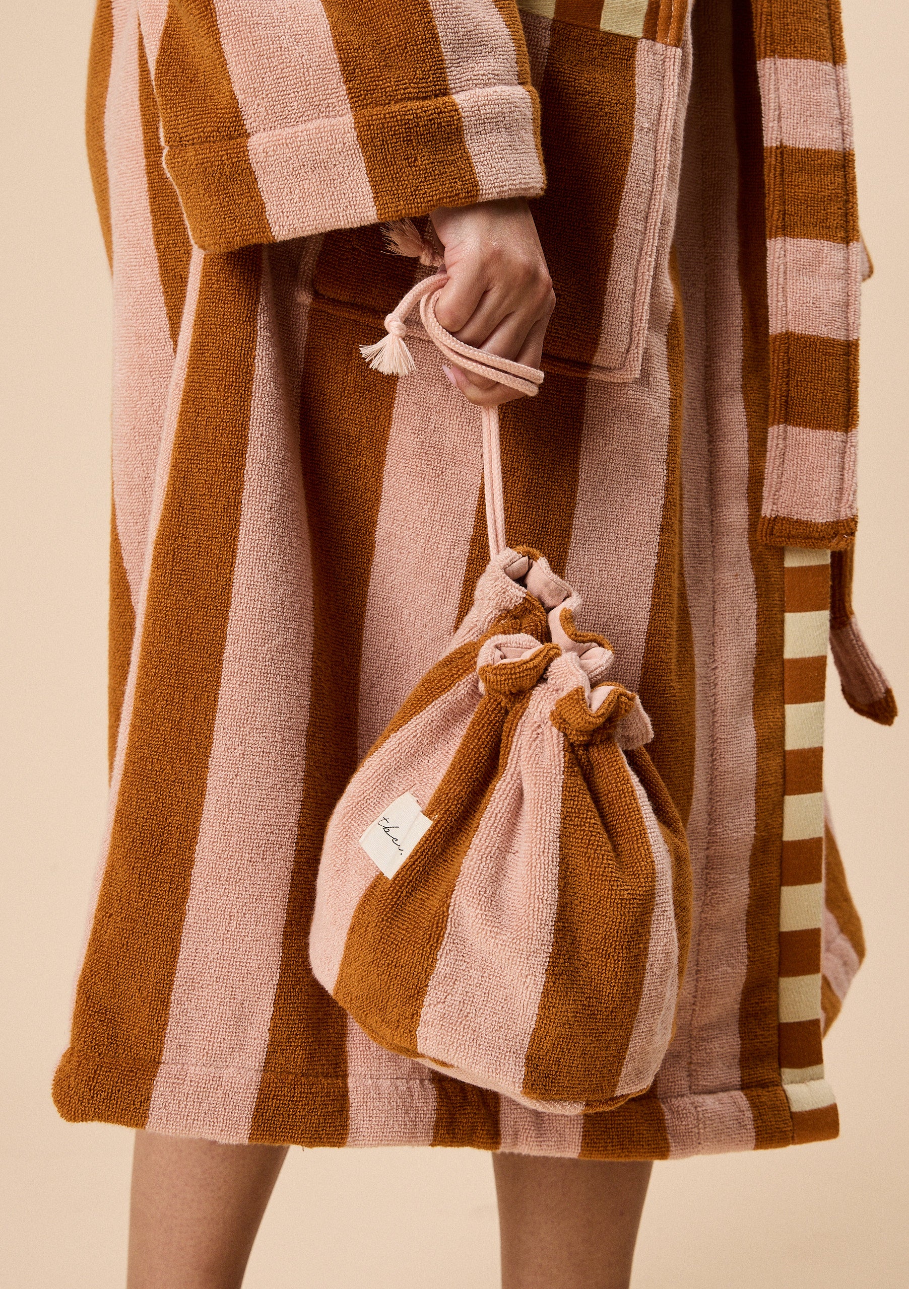Terry Cotton Wash Bag in Honeycomb Stripe - Image 2