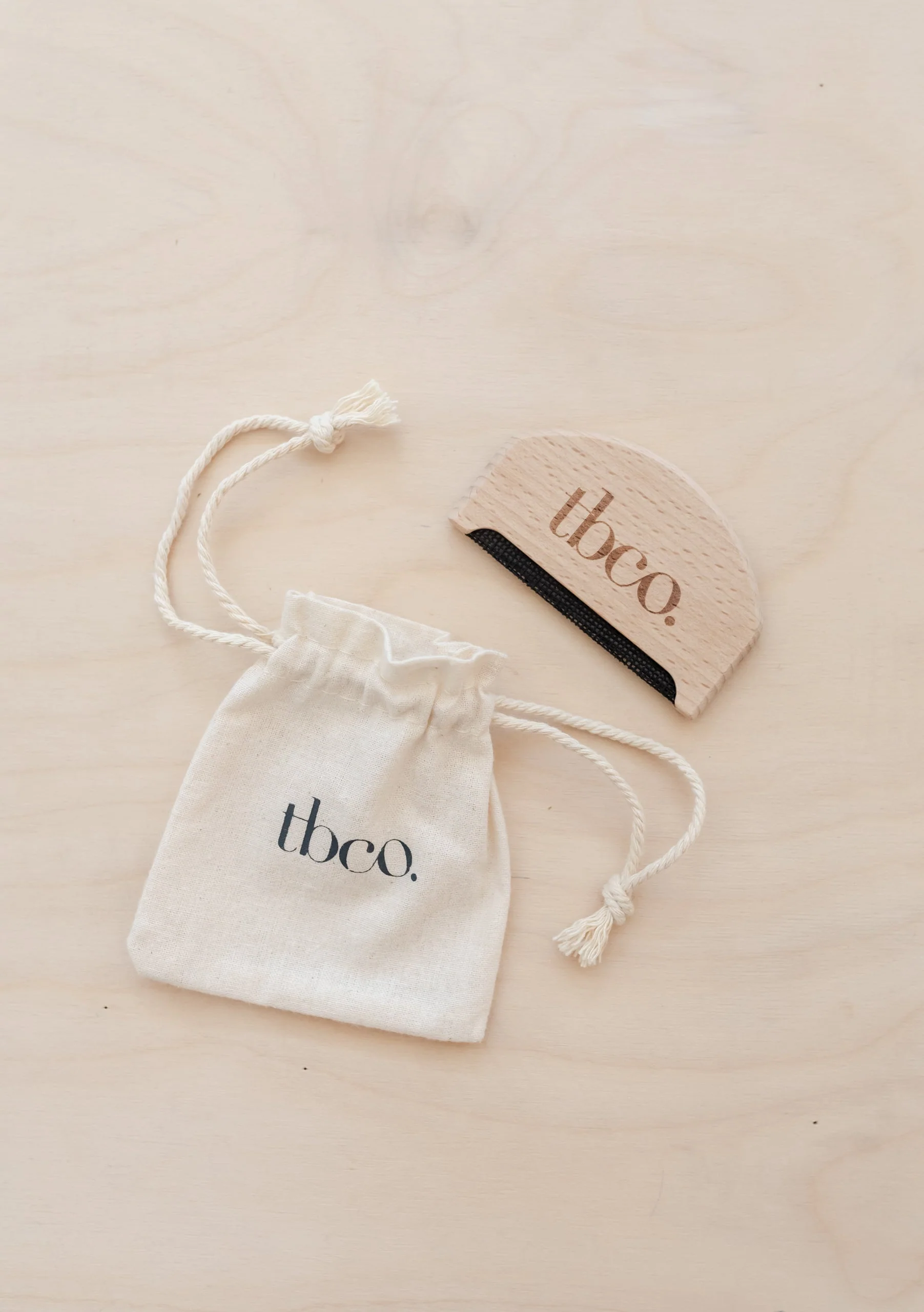 Wooden Wool Comb - Image 2
